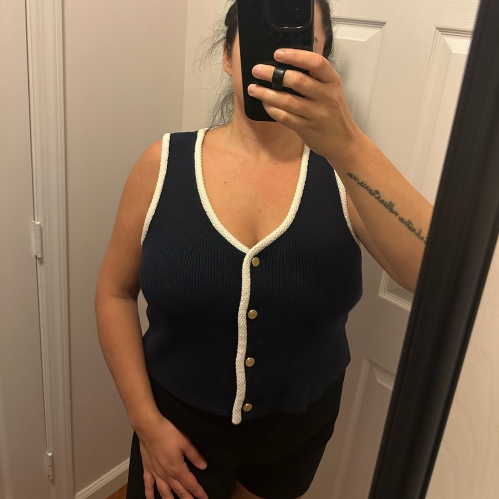 Abercrombie & Fitch Dark Blue Knit with Cream Edge